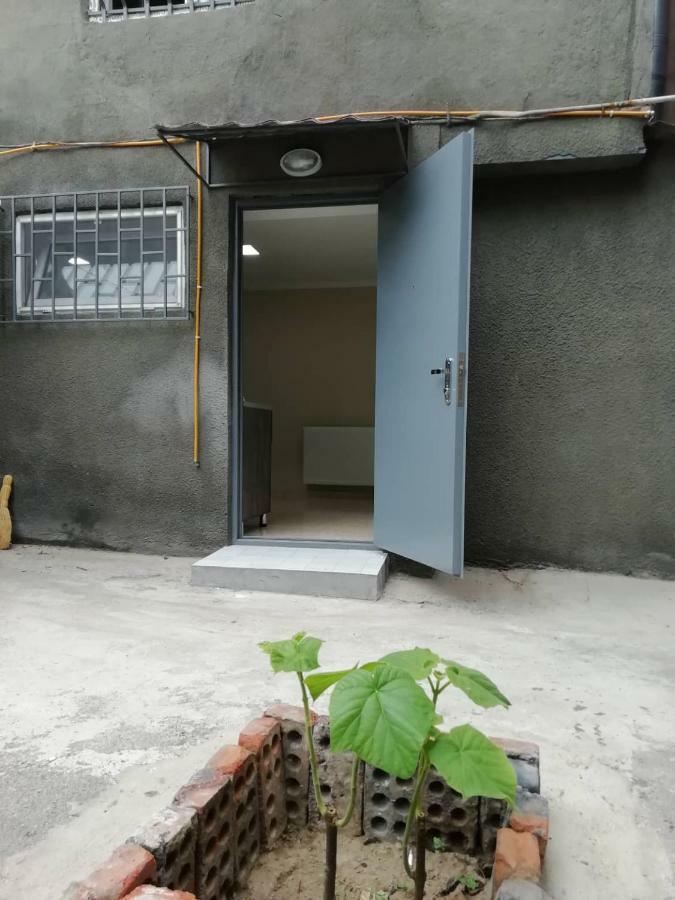 Guliko'S Apartment In Tbilisi Eksteriør bilde