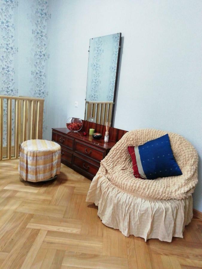 Guliko'S Apartment In Tbilisi Eksteriør bilde